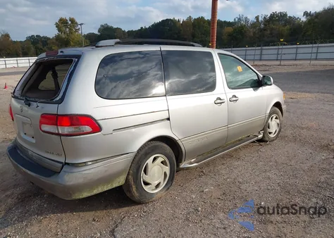 2001 Toyota Sienna Xle z USA, uszkodzony, nr VIN 4T3ZF13C81U390439